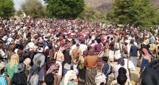 حشود غفيرة في تشييع جثمان الكلوي في نصاب