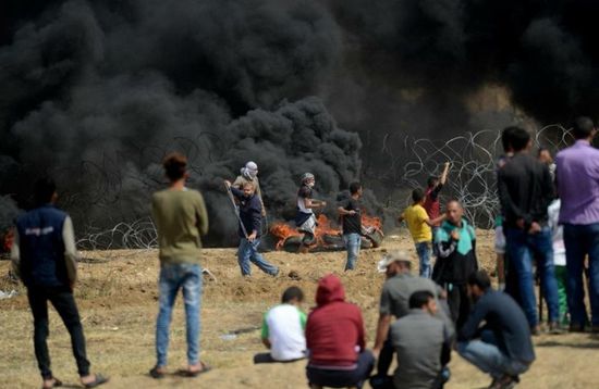 نزوح مئات السكان الفلسطينيين في قطاع غزة بسبب تكثيف الهجمات الإسرائيلية