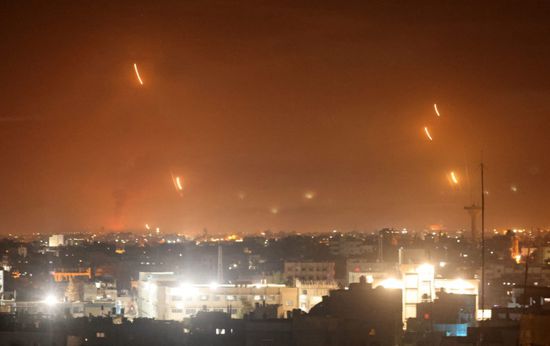 غزة تطلق دفعة صاروخية جديدة باتجاه إسرائيل
