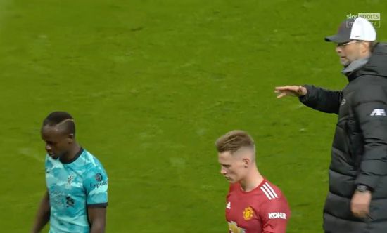 كلوب عن رفض ماني مصافحته: سأتذكر الاحترام الذي أظهره لي من قبل