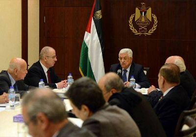 الرئاسة الفلسطينية تُصدر بيانًا عاجلًا بشأن قصف أسرة كاملة بغزة