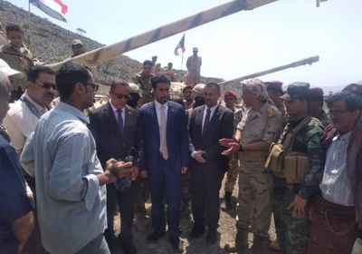 الخبجي يتفقد معسكر اللواء الخامس بردفان