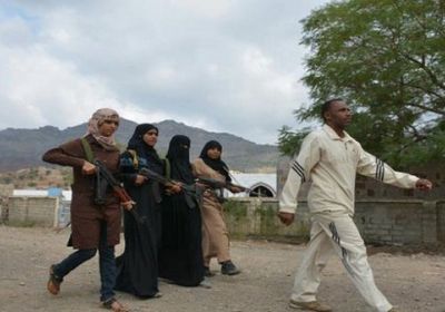 الحوثيون المتطرفون يضايقون العائلات في الحدائق والمتنفسات