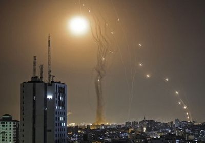 غزة تقصف تل أبيب بوابل من الصواريخ