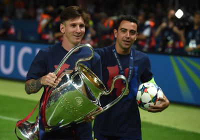 برشلونة يفاوض تشافي لخلافة كومان الموسم المقبل