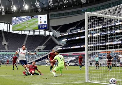 توتنهام ينعش آماله الأوروبية بفوز ثمين على وولفرهامبتون في الدوري الإنجليزي