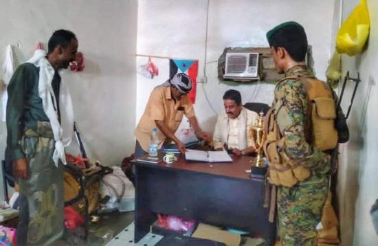 انتقالي شبوة يقف على الجاهزية القتالية للكتيبة السابعة