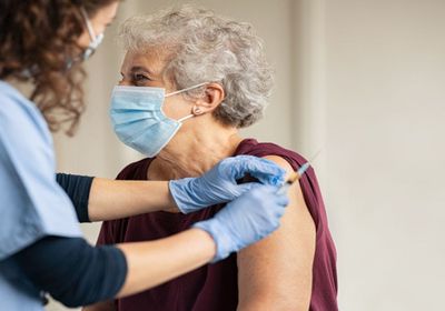 التشيك تسمح بحصول هذه الفئة على لقاح كورونا