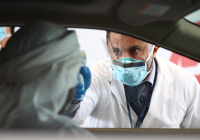 الإمارات تسجل 1,229 إصابة جديدة بكورونا