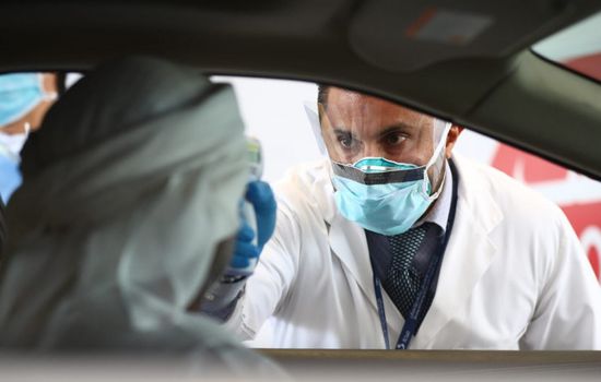 الإمارات تسجل 1,229 إصابة جديدة بكورونا