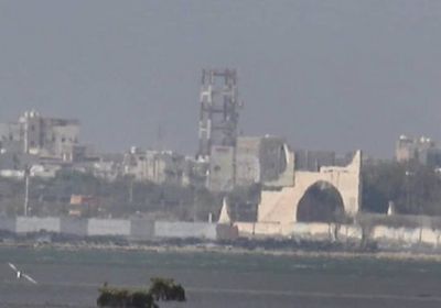 استهداف تحركات حوثية عدائية في مدينة الحديدة