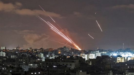 مقاتلات إسرائيلية تقصف مجمع أنصار الحكومي بغزة