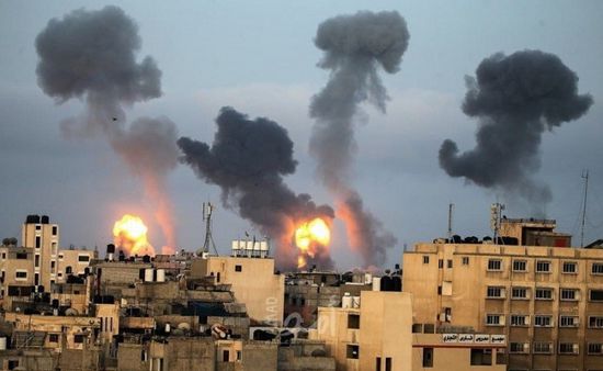 تجدد القصف الإسرائيلي وسط غزة.. وإطلاق صافرات الإنذار بالنقب