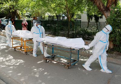 الهند تسجل عددًا قياسيًا من وفيات كورونا