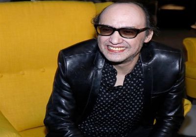 وفاة مطرب الروك الفرنسي نيكولاس كير