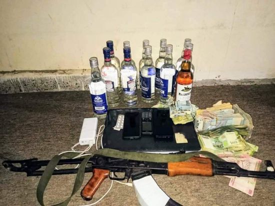 القبض على بائعي خمور في كمين بالمنصورة