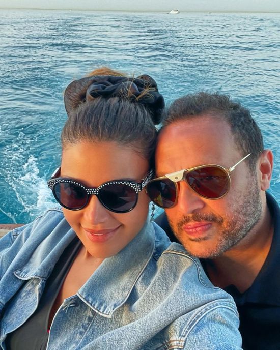 ريهام حجاج توجه رسالة حب لزوجها