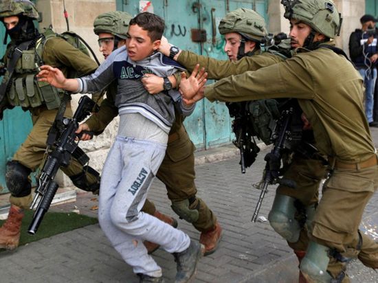  نادي الأسير الفلسطيني: نسبة الاعتقالات الحالية تشكل النسبة الأعلى منذ عام 2015