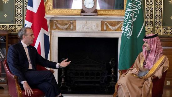  وزير الخارجية السعودي يلتقي بنظيره البريطاني في لندن