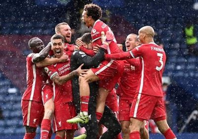 صلاح وفيرمينو يقودان هجوم ليفربول أمام بيرنلي