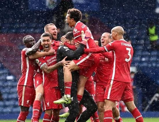 صلاح وفيرمينو يقودان هجوم ليفربول أمام بيرنلي
