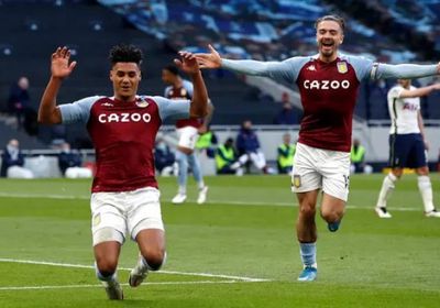 توتنهام يسقط بثنائية أمام أستون فيلا بالدوري الإنجليزي