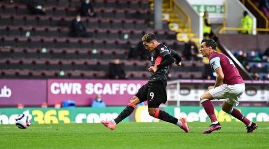 ليفربول يسحق بيرنلي وينتزع المركز الرابع من ليستر