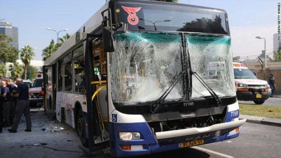  الفصائل الفلسطينية تستهدف حافلة عسكرية إسرائيلية بصاروخ موجه