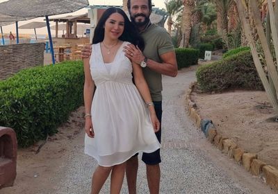 إنجي علاء تحتفل بعيد زواجها من يوسف الشريف