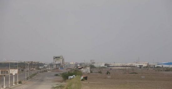 ضربات مكثفة لاسكات نيران حوثية تهاجم سكان الحديدة