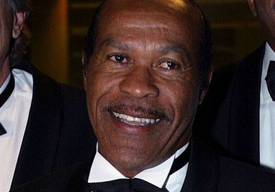 وفاة البطل الأوليمبي إيفانز عن عمر يناهز 74 عاما