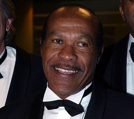 وفاة البطل الأوليمبي إيفانز عن عمر يناهز 74 عاما