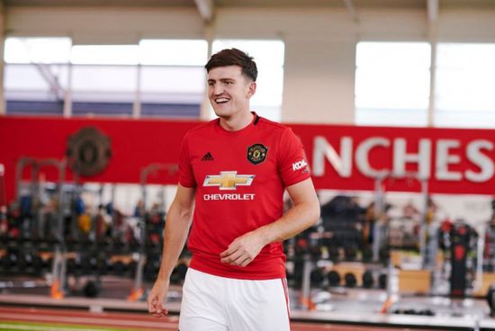 سولسكاير يتوقع غياب ماجواير عن مواجهة فياريال في نهائي الدوري الأوروبي