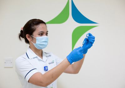 الإمارات تقدم 122,001 جرعة جديدة من لقاح كورونا