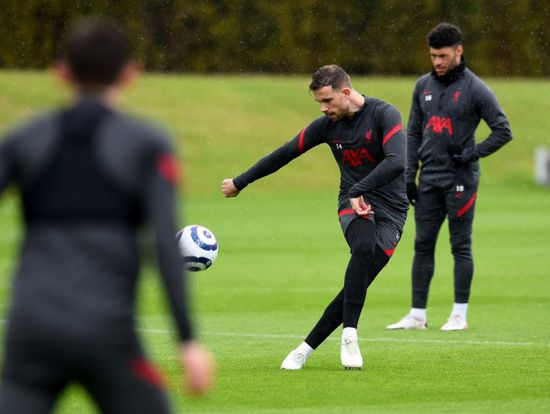 هندرسون يعود للمشاركة في التدريبات الجماعية مع ليفربول