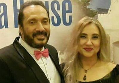 علي الحجار يعلن إصابته وزوجته بفيروس كورونا