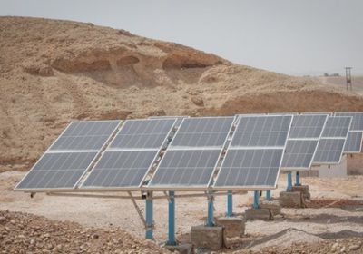 يونيسيف: ألواح شمسية لرفع إنتاجية المياه بعدن والمهرة