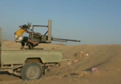 القوات المشتركة تُخمد مصادر نيران حوثية بالحديدة