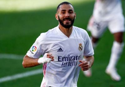 حسم الليجا.. بنزيما يقود تشكيل الريال أمام فياريال