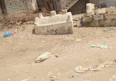 إهمال سلطات أبين يطال موتى مقبرة جعار القديمة