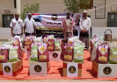 200 سلة غذائية من "الانتقالي" لضحايا سيول تريم
