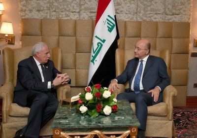  الرئيس العراقي يستقبل وزير الخارجية الفلسطيني في قصر السلام