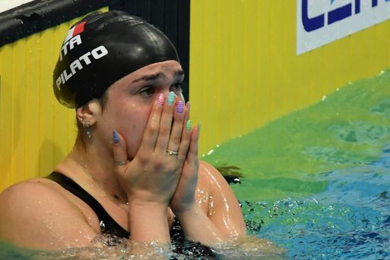 بيلاتو تحطم الرقم القياسي العالمي في 50 متر سباحة صدر