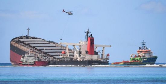  الهند تعلن ارتفاع عدد ضحايا بارجة وقاطرة بسبب إعصار توكتا إلى 6 قتلى