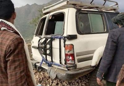 رصاصة طائشة تتسبب بحادث مروري بذمار