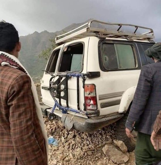 رصاصة طائشة تتسبب بحادث مروري بذمار