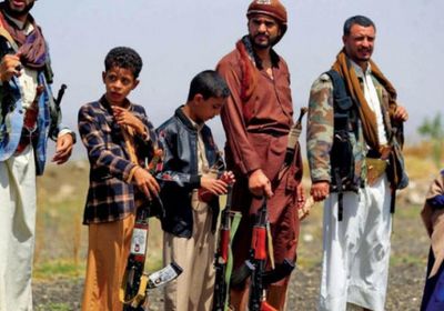 الشرق الأوسط: مليشيا الحوثي تكثف تجنيد طلبة المدارس بصفوفها