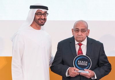 محمد بن زايد ناعيًا نبيل عزيز عوض الله: كرس حياته في إنقاذ حياة البشر