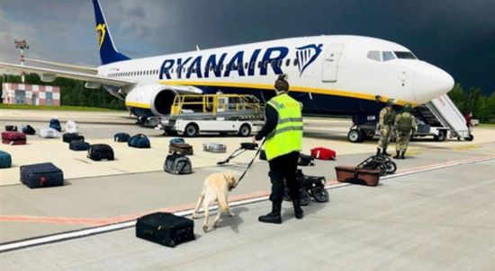 وزير الخارجية البيلاروسي: لم تطلب أي دولة بيان بشأن طائرة "ريان إير"