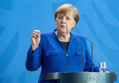 ميركل تعلق على حادث إرغام طائرة رايان إير على الهبوط: غير معقول